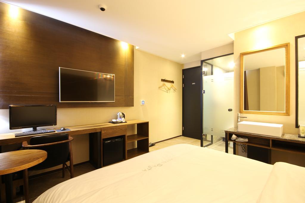 Hotel 38.5 Jinhae Changwon Εξωτερικό φωτογραφία