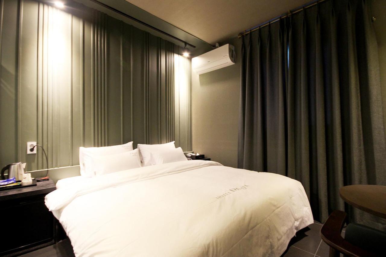 Hotel 38.5 Jinhae Changwon Εξωτερικό φωτογραφία